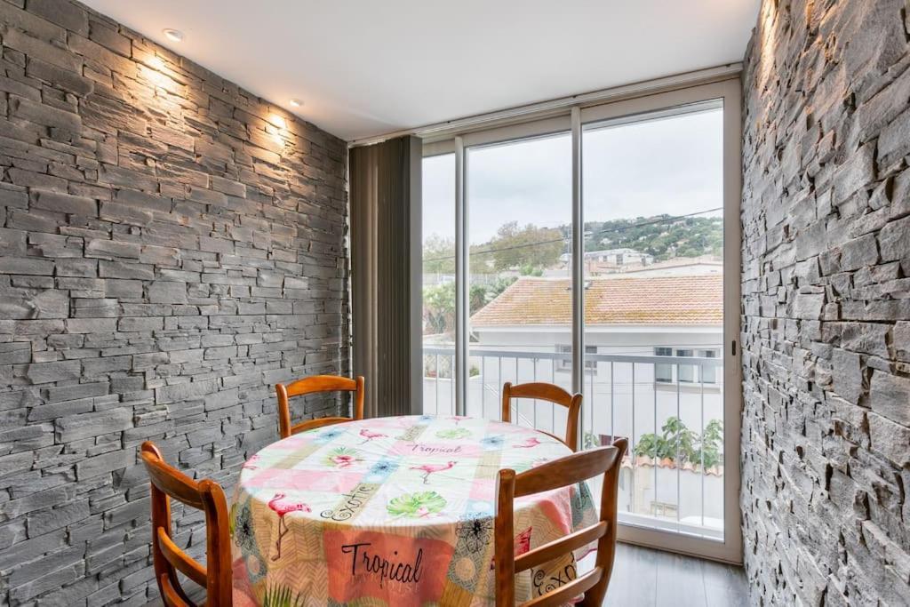 Appartement T4 Centre Ville Sete Tout Confort 3 Chambres Dış mekan fotoğraf